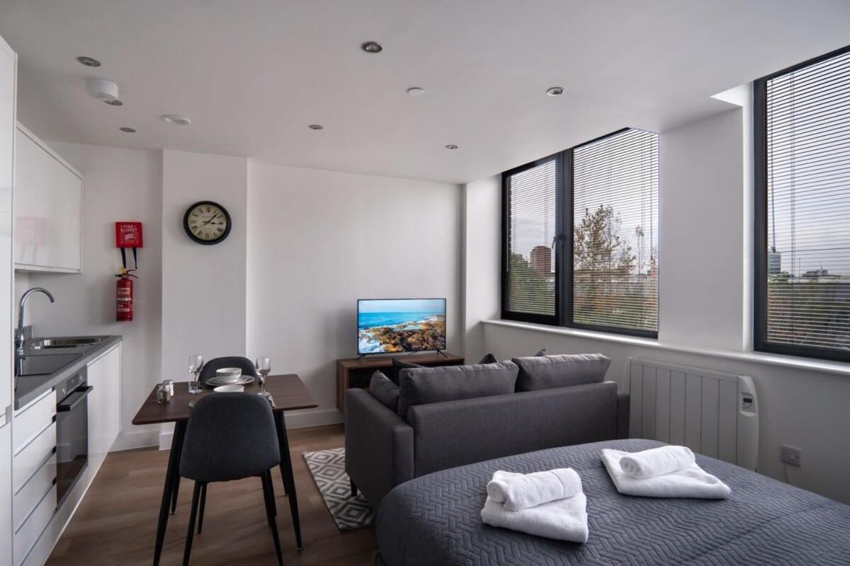 Stay Zeni, Alexandra Rise Manchester Chic Studio Dış mekan fotoğraf